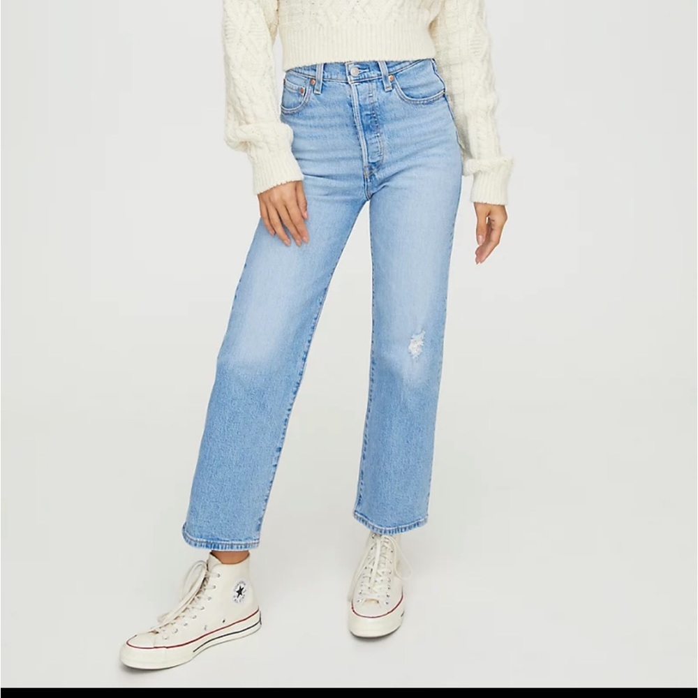 Levi’s rib cage jeans